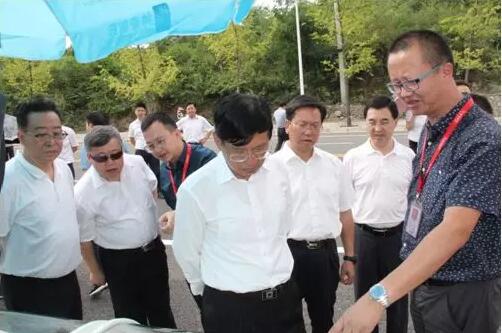 百乐博(中国)官方网站大健康医药产业园迎来贵阳市半年经济工作会现场观摩组3.jpg